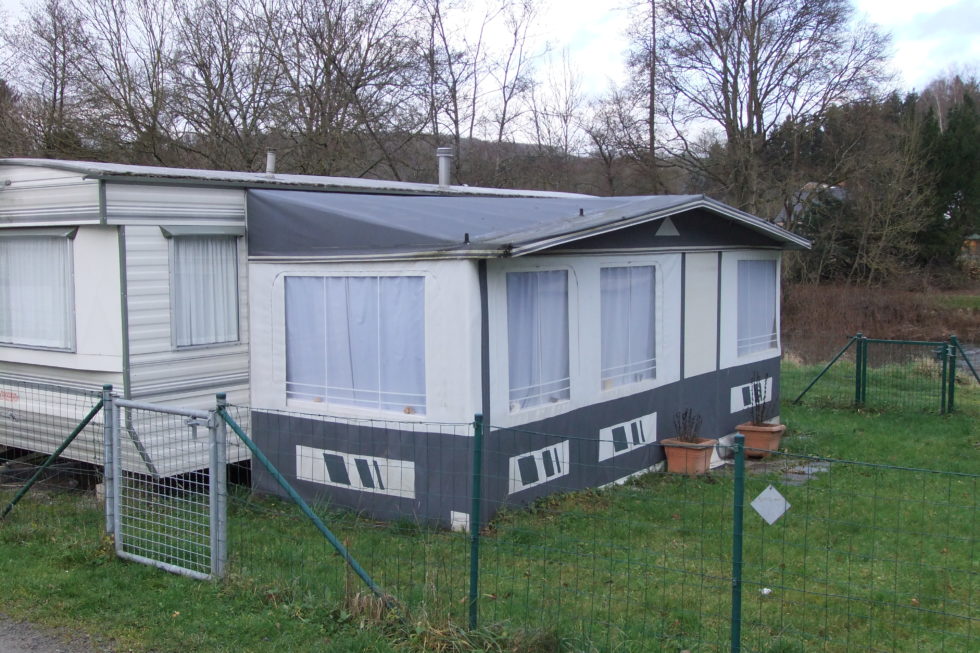 Acc s Aux Locations L ann e Camping Le Rocher De La Vierge acc-s-aux-locations-l-ann-e-camping-le-rocher-de-la-vierge